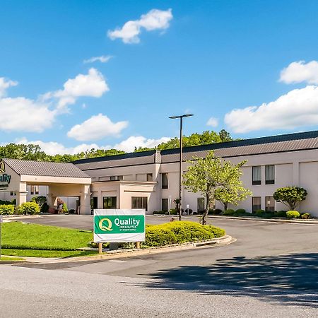 Quality Inn & Suites Bel Air I-95 Exit 77A Buitenkant foto