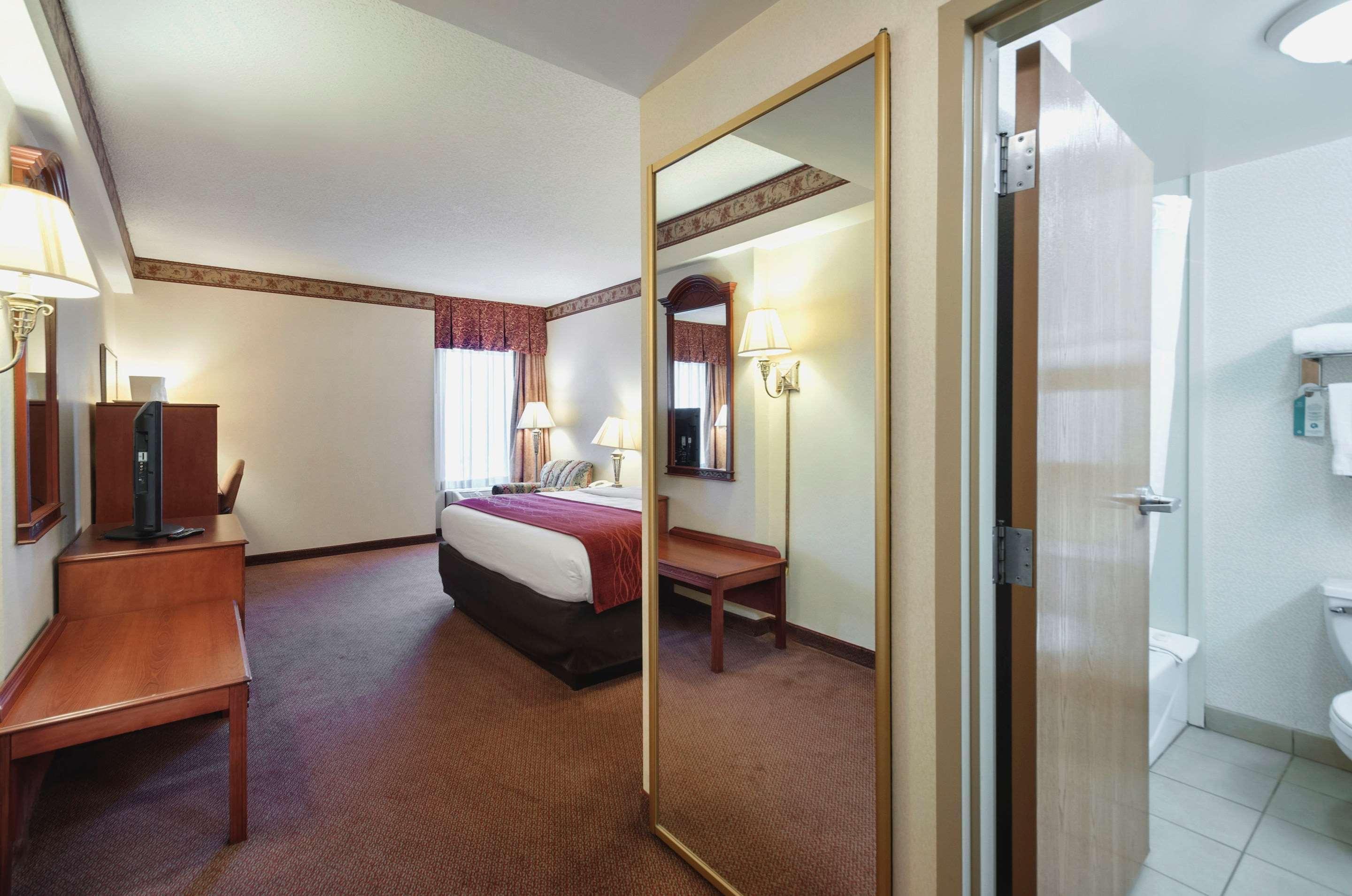 Quality Inn & Suites Bel Air I-95 Exit 77A Buitenkant foto