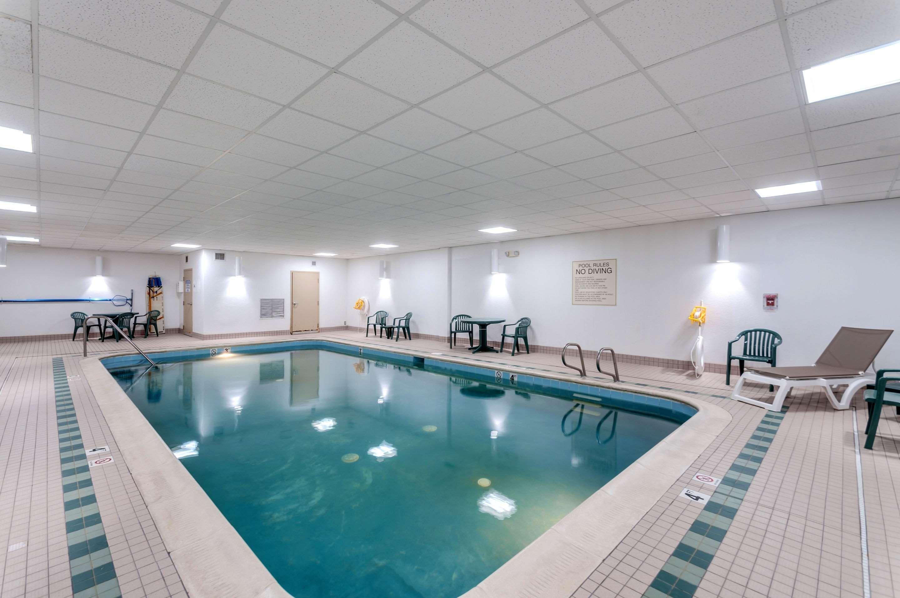 Quality Inn & Suites Bel Air I-95 Exit 77A Buitenkant foto