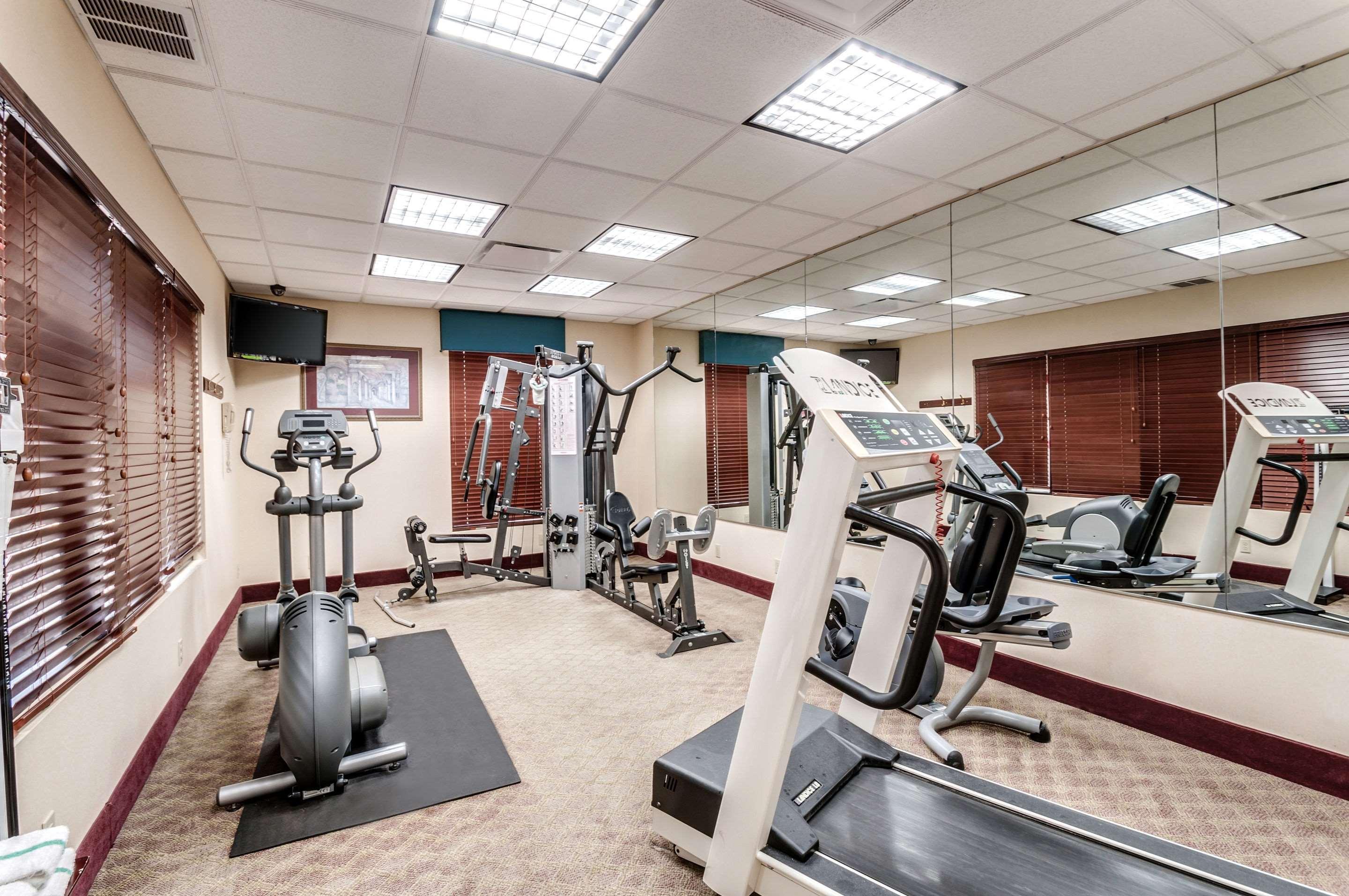 Quality Inn & Suites Bel Air I-95 Exit 77A Buitenkant foto