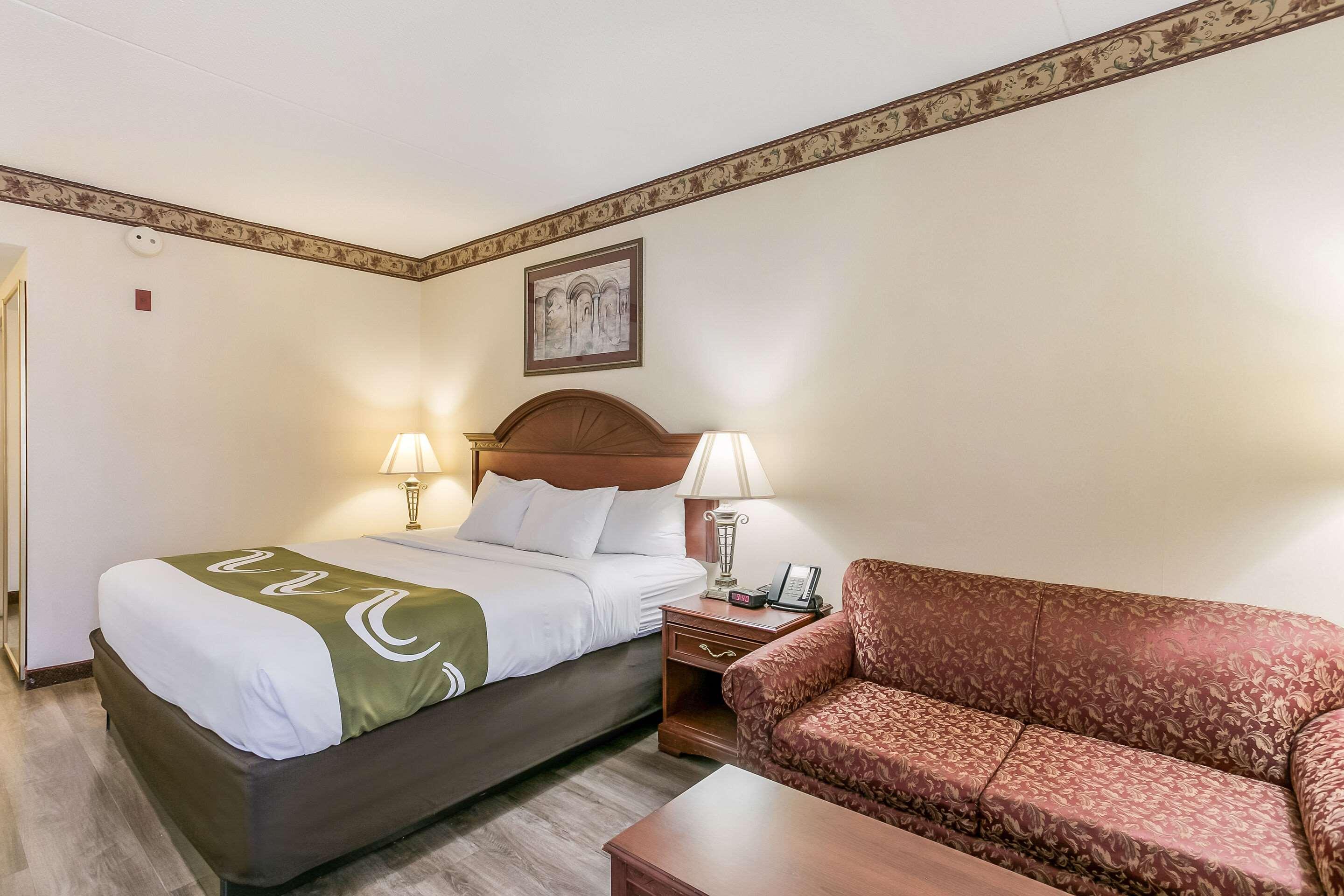 Quality Inn & Suites Bel Air I-95 Exit 77A Buitenkant foto