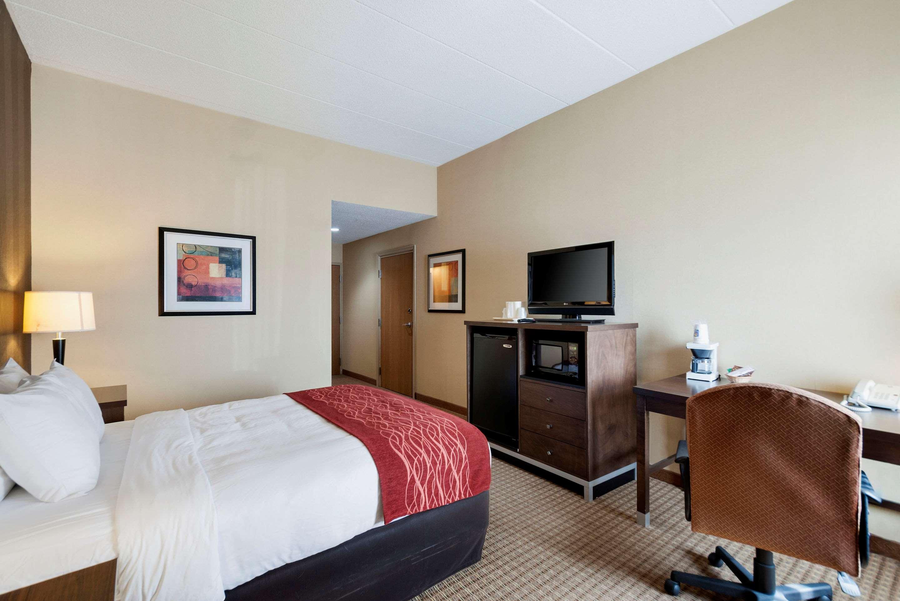 Quality Inn & Suites Bel Air I-95 Exit 77A Buitenkant foto