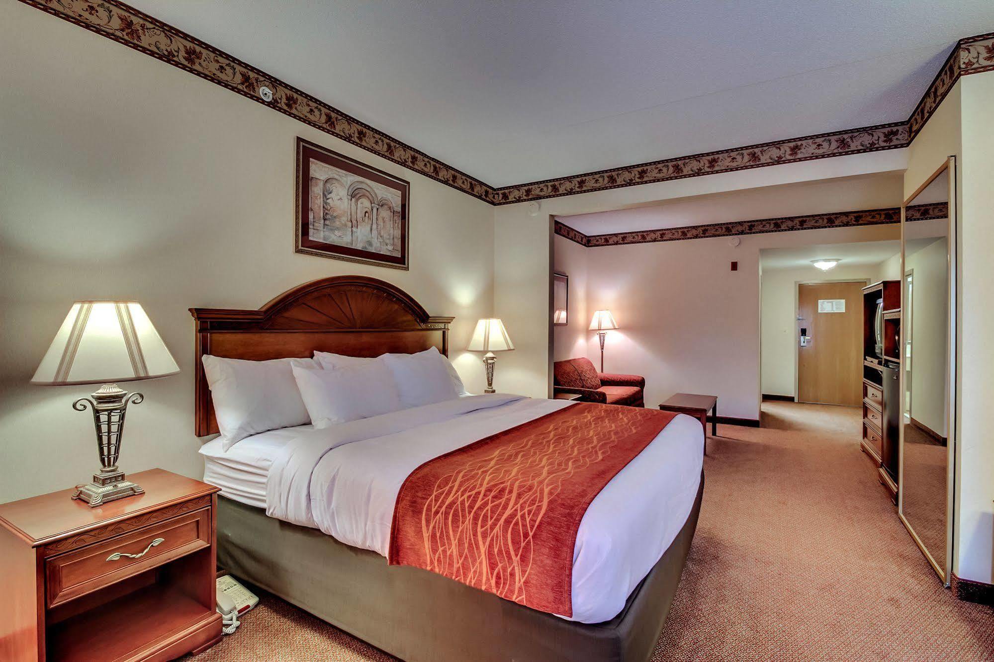 Quality Inn & Suites Bel Air I-95 Exit 77A Buitenkant foto